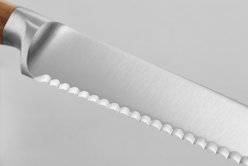 Wusthof Amici 5" coltello universale seghettato