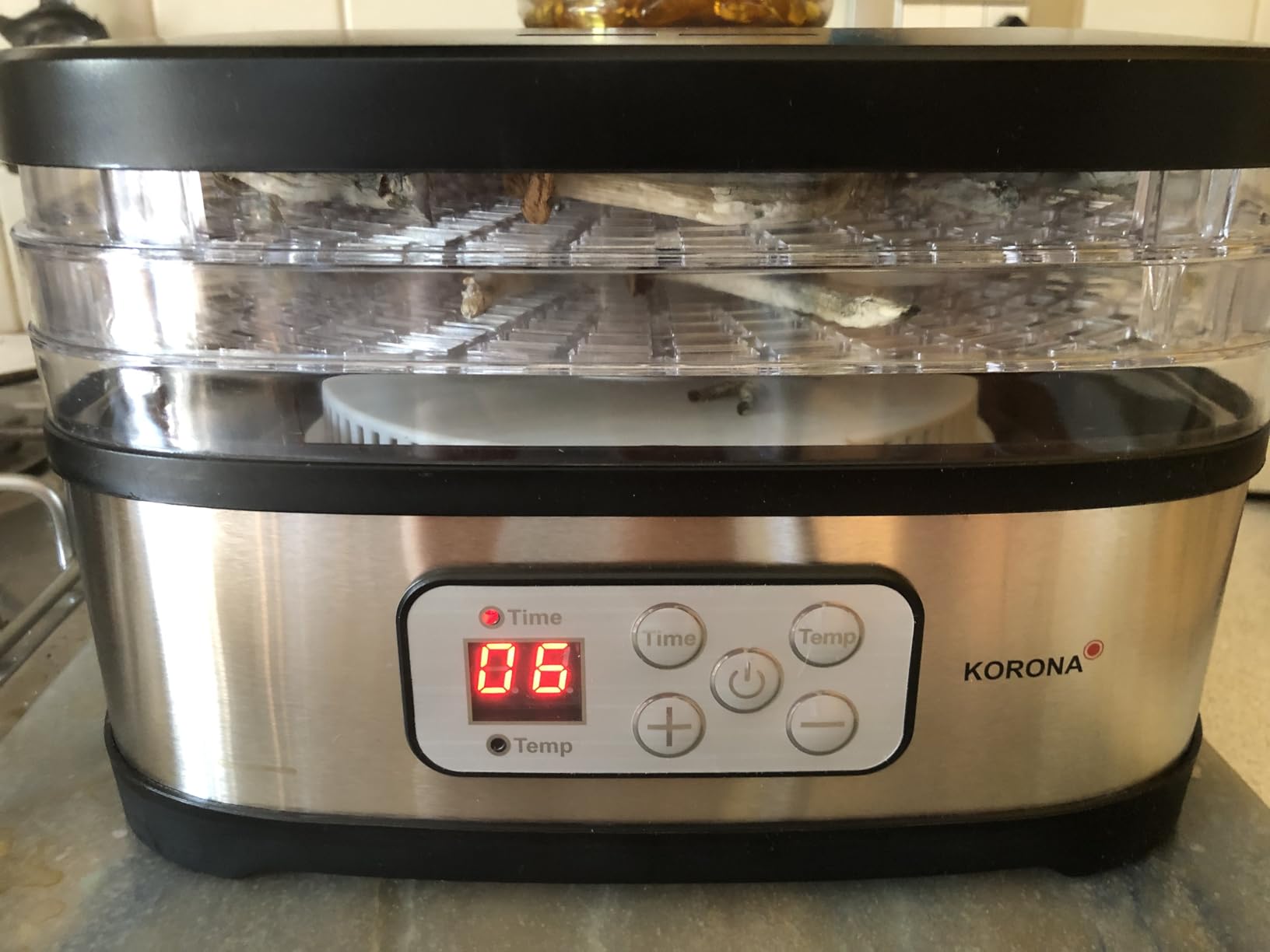 Korona 57011 Essiccatore Alimenti 5 Ripiani 35-70°C Timer