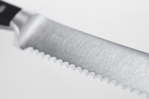 Wusthof Classic Coltello Pane 20 cm lama seghettata
