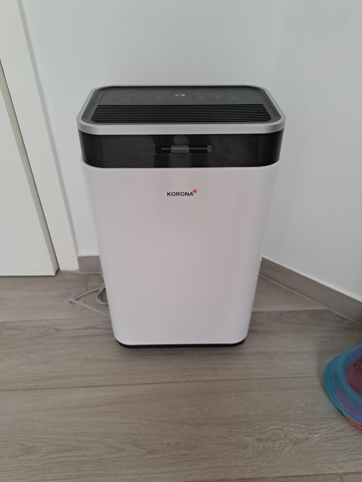 Korona 82100 Deumidificatore 6,5 L per 30 m²