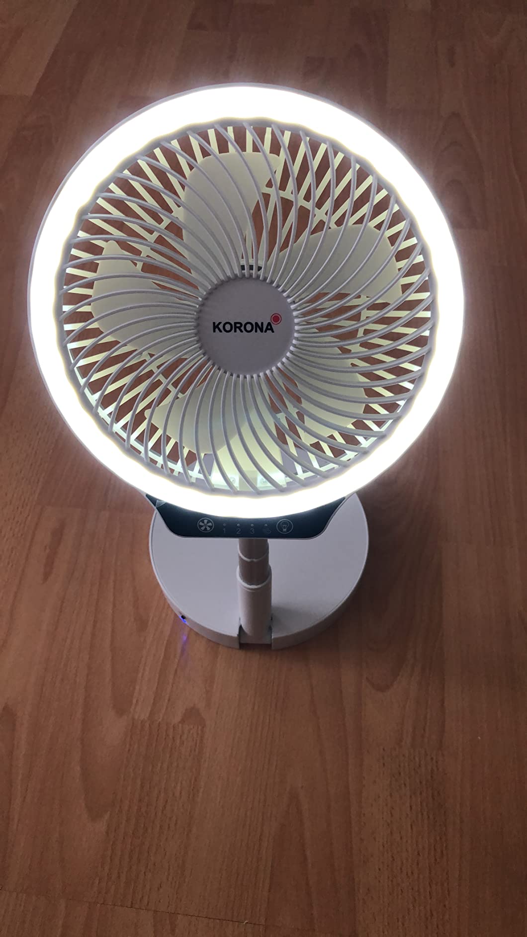 Korona 81010 Ventilatore Pieghevole a Batteria LED USB